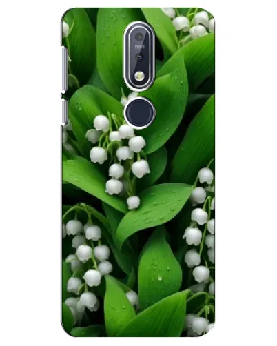 Чехол для Nokia 7.1 (2018) с картинкой «Ландыши в зелени»