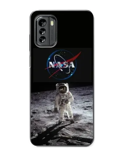 Чехол для Nokia G60 с картинкой «Астронавт на Луне»