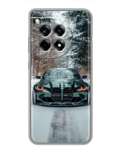 Чехол для OnePlus 12 Pro с картинкой «BMW в зимнем лесу»