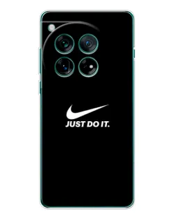Чохол для OnePlus 12 з картинкою «Мінімалізм від Nike»