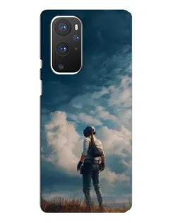 Чехол для OnePlus 9 Pro с картинкой «Герой PUBG на скале»