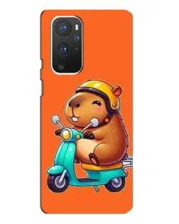 Чохол для OnePlus 9 Pro з картинкою «Капібара на скутері»