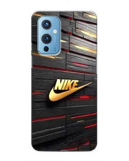 Чехол для OnePlus 9 с картинкой «Золотой Nike на металле»