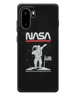 Чехол для OnePlus Ace 6 с картинкой «NASA — шагаем по Луне»