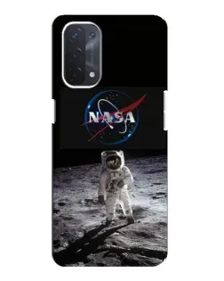 Чехол для OPPO A54 (5G) с картинкой «Астронавт на Луне»