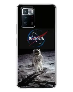 Чехол для Xiaomi POCO X3 GT с картинкой «Астронавт на Луне»