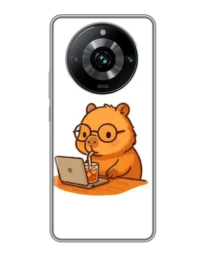 Чехол для Realme 11 Pro Plus с картинкой «Капибара с ноутбуком»