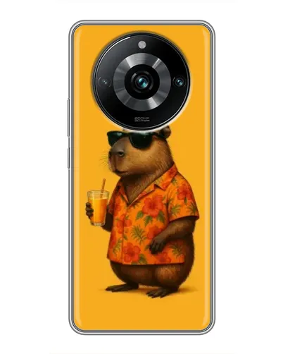 Чехол для Realme 11 Pro Plus с картинкой «Капибара на отдыхе»