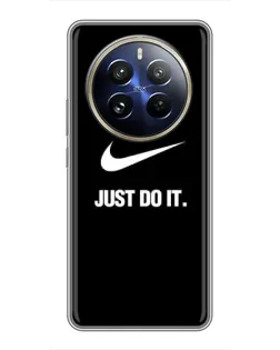 Чехол для Realme 12 Pro Plus с картинкой «Классический принт Nike»