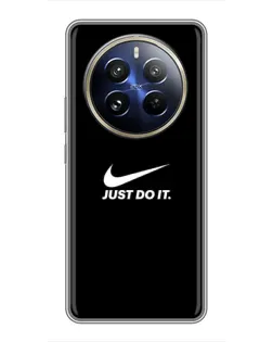 Чехол для Realme 12 Pro с картинкой «Минимализм от Nike»