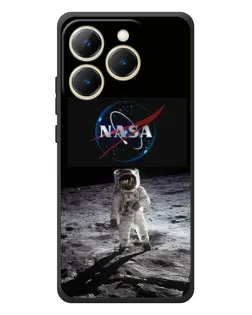 Чехол для Realme 15T с картинкой «Астронавт на Луне»