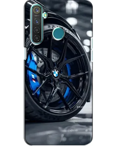Чехол для Realme 5 с картинкой «Колесо BMW вблизи»