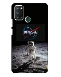 Чехол для Realme 7i с картинкой «Астронавт на Луне»