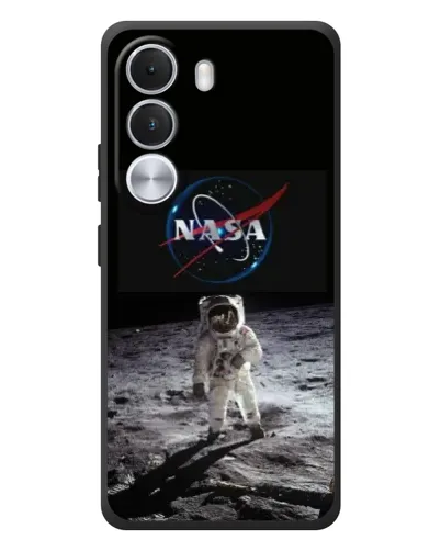 Чохол для Realme C100i з картинкою «Астронавт на Місяці»
