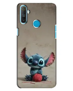Чехол для Realme C3 с картинкой «Стич на коричневом фоне»