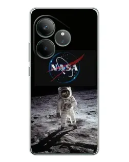 Чехол для Realme GT Neo 6 с картинкой «Астронавт на Луне»