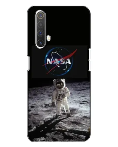 Чехол для Realme X3 с картинкой «Астронавт на Луне»