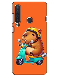 Чехол для Samsung Galaxy A9 2018 (A920) с картинкой «Капибара на скутере» Чехол для Samsung Galaxy A9 2018 (A920) с картинкой «Капибара на скутере»