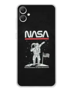 Чехол для Samsung Galaxy A06 с картинкой «NASA — шагаем по Луне»