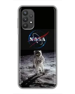 Чехол для Samsung Galaxy A32 (5G) с картинкой «Астронавт на Луне»