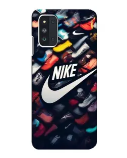 Чехол для Samsung Galaxy F52 5G (E526) с картинкой «Коллекция кроссовок Nike»