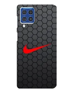 Чехол для Samsung Galaxy F62 с картинкой «Nike — карбоновая сетка»
