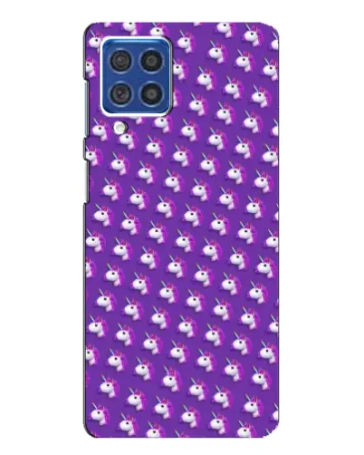 Чехол для Samsung Galaxy F62 с картинкой «Единороги на фиолетовом»