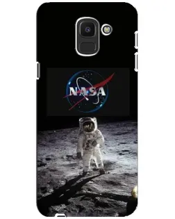 Чехол для Samsung Galaxy J6 2018 (J600F) с картинкой «Астронавт на Луне»