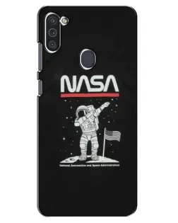 Чохол для Samsung Galaxy M11 з картинкою «NASA — крокуємо по Місяцю»