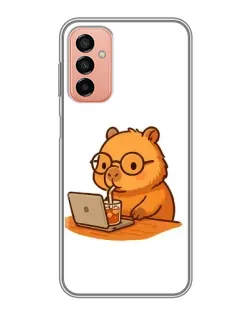 Чехол для Samsung Galaxy M13 с картинкой «Капибара с ноутбуком»