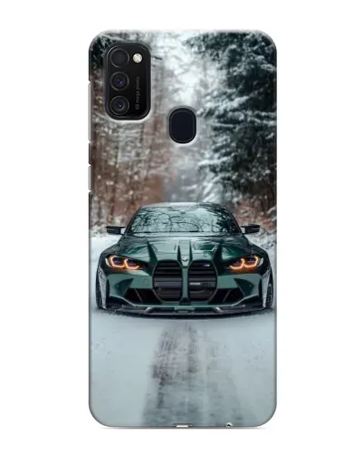 Чехол для Samsung Galaxy M21 с картинкой «BMW в зимнем лесу»