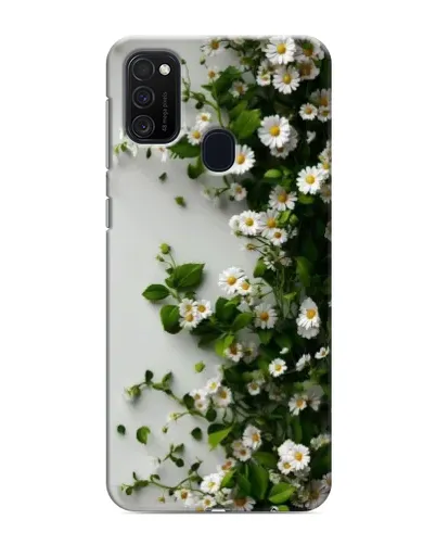 Чехол для Samsung Galaxy M21 с картинкой «Ветка мелких белых цветов»