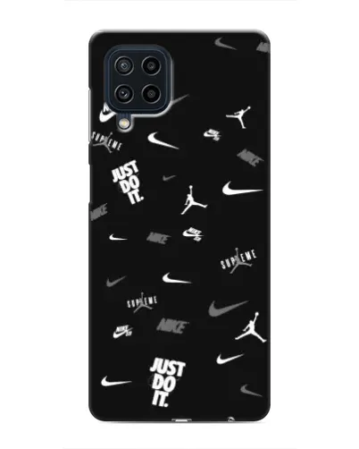 Чехол для Samsung Galaxy M32 с картинкой «Nike Black Pattern»