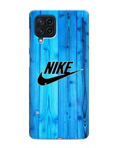 Чехол для Samsung Galaxy M32 с картинкой «Голубое дерево Nike»