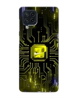 Чехол для Samsung Galaxy M32 с картинкой «Nike — золотая искра»