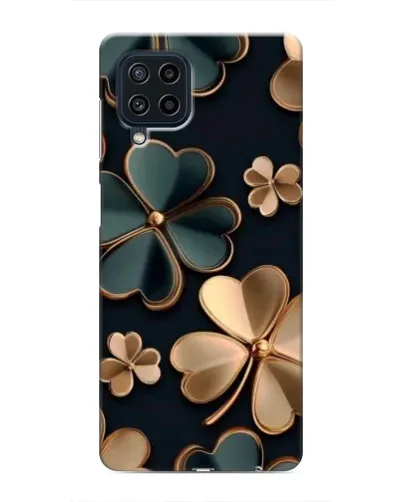 Чехол для Samsung Galaxy M32 с картинкой «Клевер в золоте»