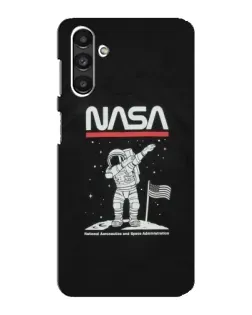 Чохол для Samsung Galaxy M34 (5G) з картинкою «NASA — крокуємо по Місяцю»