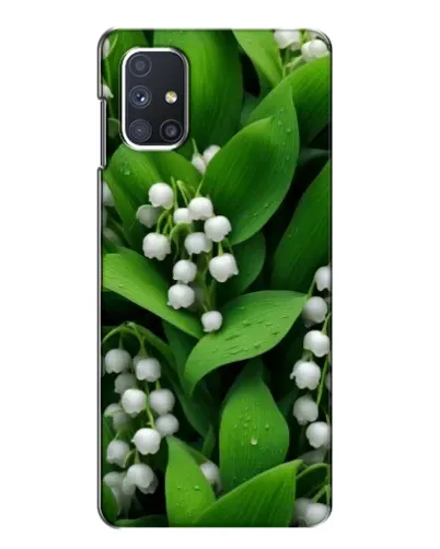 Чехол для Samsung Galaxy M51 с картинкой «Ландыши в зелени»