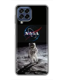 Чехол для Samsung Galaxy M53 (5G) (M536B) с картинкой «Астронавт на Луне»