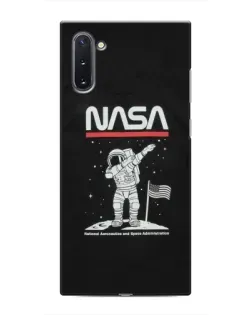 Чохол для Samsung Galaxy Note 10 з картинкою «NASA — крокуємо по Місяцю»