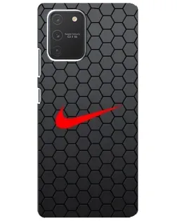 Чехол для Samsung Galaxy S10 Lite с картинкой «Nike — карбоновая сетка» Чехол для Samsung Galaxy S10 Lite с картинкой «Nike — карбоновая сетка»