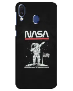 Чехол для Samsung Galaxy M20 (M205) с картинкой «NASA — шагаем по Луне»