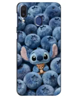 Чехол для Samsung Galaxy M20 (M205) с картинкой «Стич и голубика» Чехол для Samsung Galaxy M20 (M205) с картинкой «Стич и голубика»