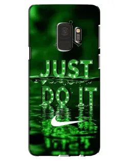 Чехол для Samsung Galaxy S9 (G960) с картинкой «Зеленый неоновый Nike»