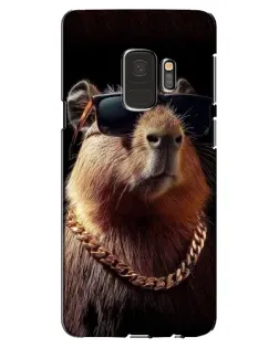 Чехол для Samsung Galaxy S9 (G960) с картинкой «Капибара золотая цепь»
