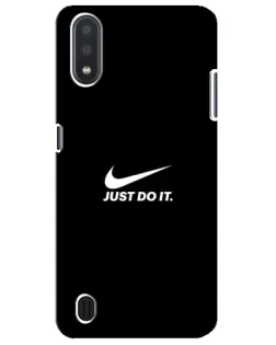 Чехол для Samsung Galaxy M01 Core (A013F) с картинкой «Минимализм от Nike»