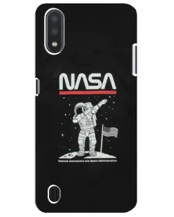 Чехол для Samsung Galaxy M01 Core (A013F) с картинкой «NASA — шагаем по Луне»