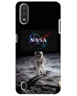 Чехол для Samsung Galaxy M01 Core (A013F) с картинкой «Астронавт на Луне»
