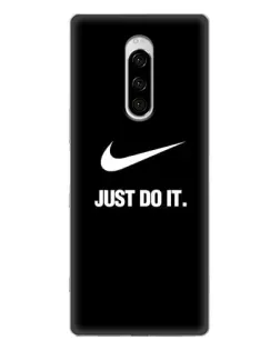 Чехол для Sony Xperia 1 с картинкой «Классический принт Nike»