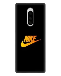 Чехол для Sony Xperia 1 с картинкой «Золотой логотип Nike»